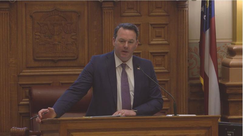 Senator calls for investigation of organizations tied to Stacey Abrams