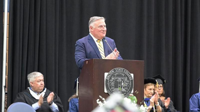 King enters U.S. Senate race