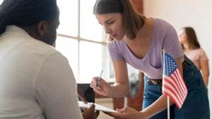 Census projections show red states to see gains in U.S. House seats, electoral college