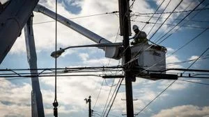Hurricane Isaias leave two dead, over 800K without power